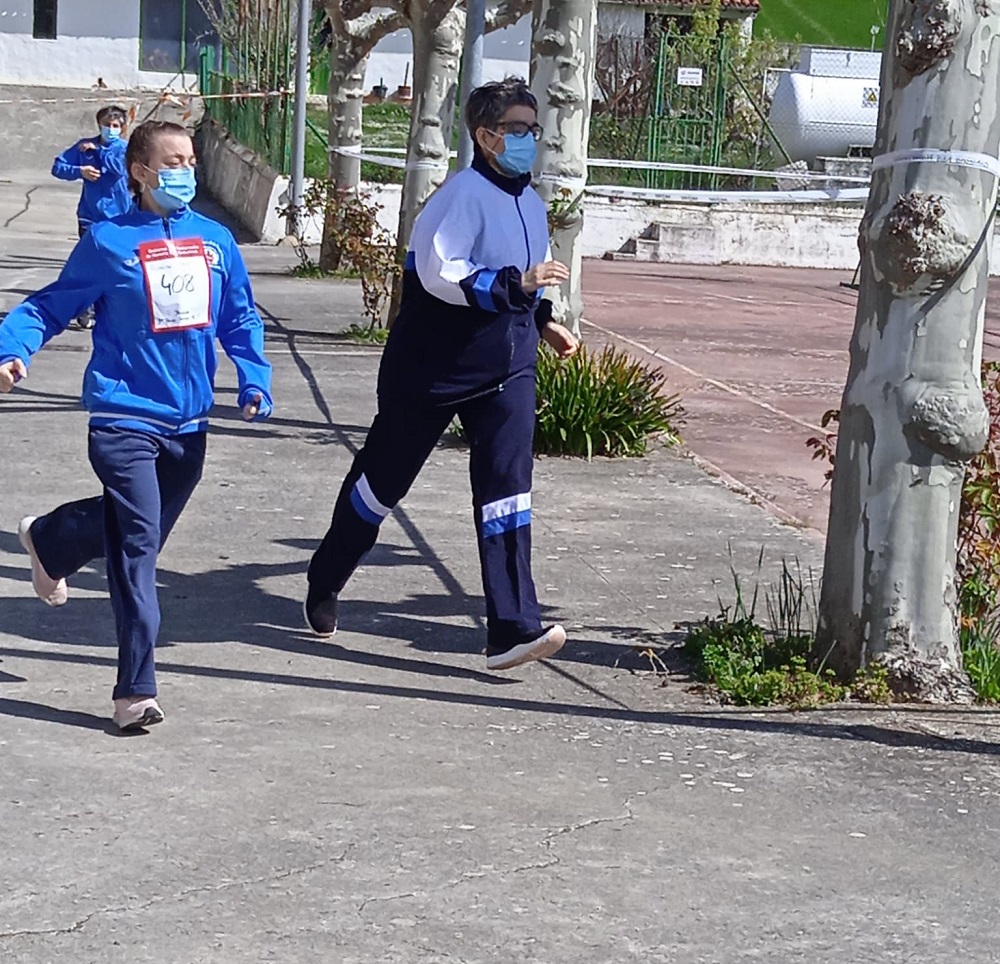 Alto nivel de participación en la jornada de Campo a Través Sénior
